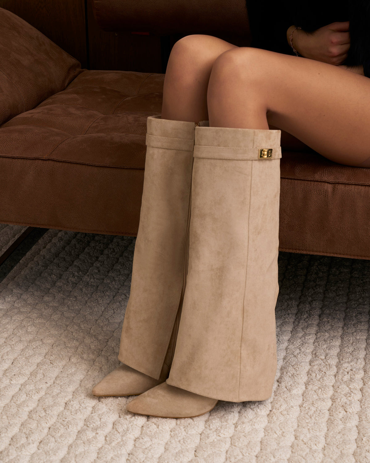 Kniehohe Boots aus Wildleder
