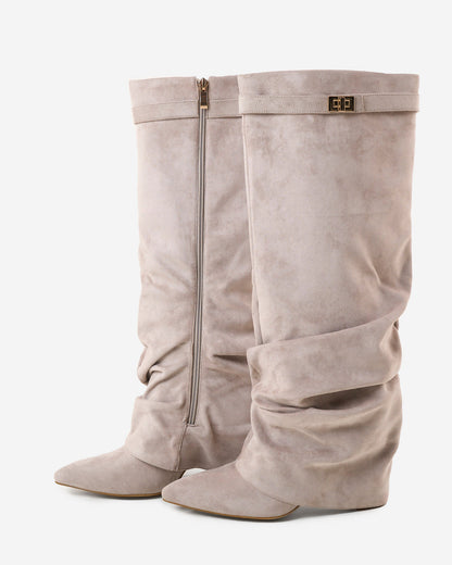 VIRAL SLOUCHY BOOTS