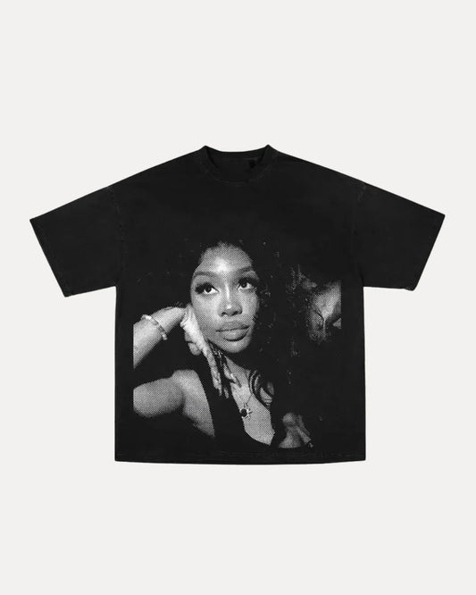 SEXY GRAPHIC TEE